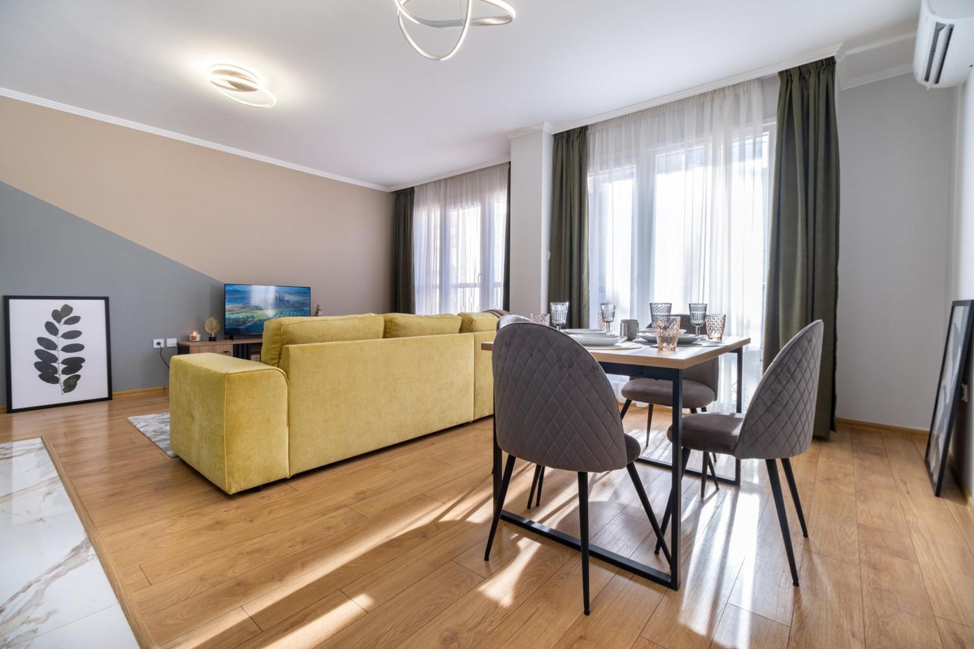 Modern & Elegant City Center Apartments Plovdiv Eksteriør billede